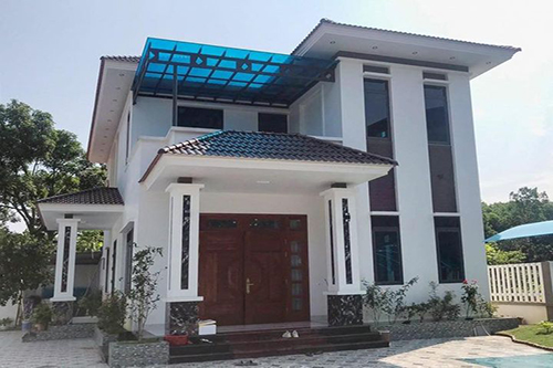 Sử dụng tấm poly làm mái che ban công 2 mai che ban cong bang tam poly làm mái che ban công
